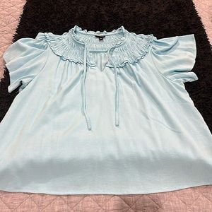 GUC TORRID SHORT SLEEVE SHIRT BLUE SIZE 0/Large